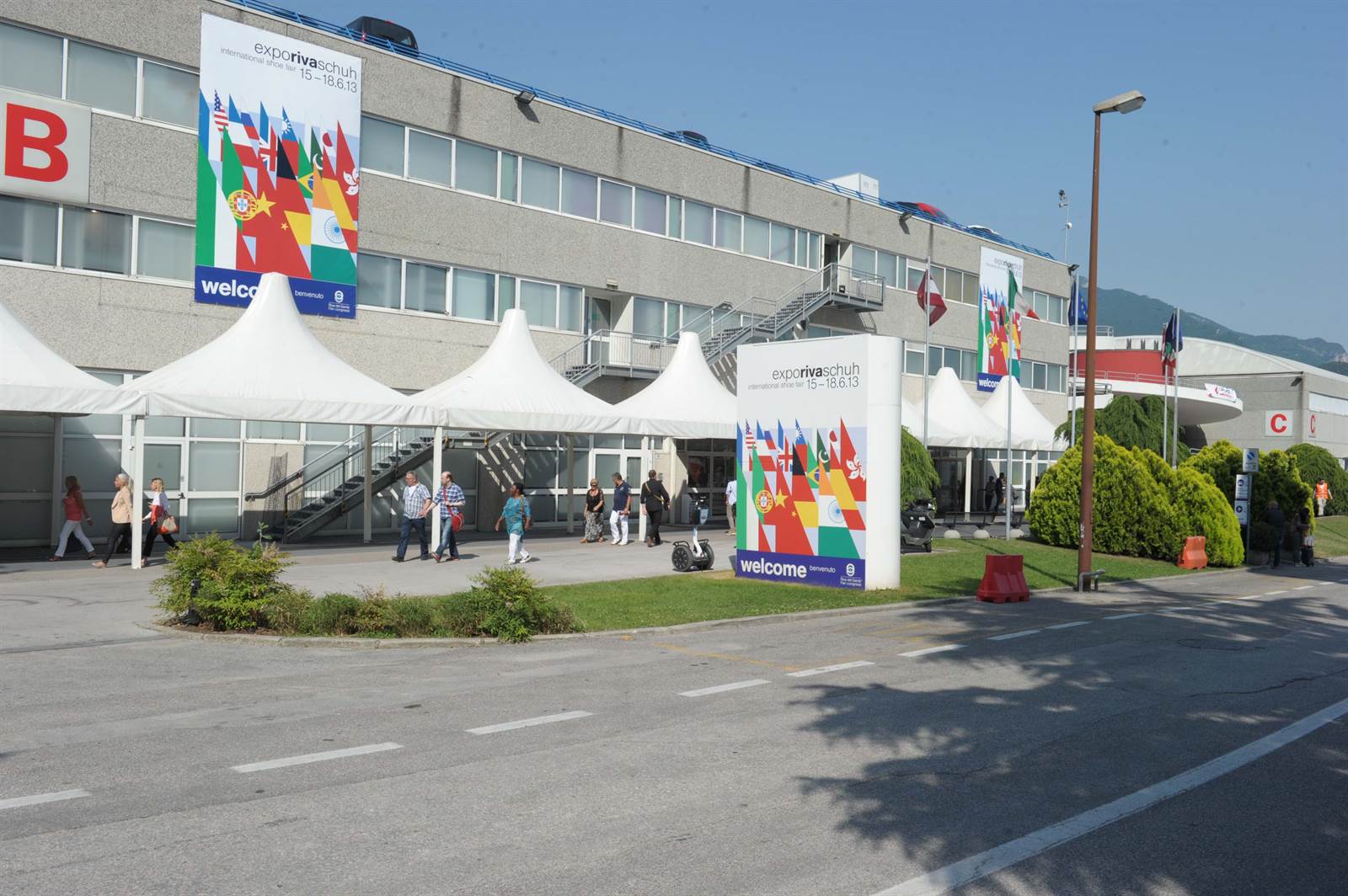 Shuttle service to Riva del Garda Exhibition Center or Expo Riva Schuh 2019