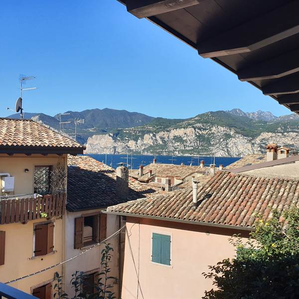 still summer in malcesine