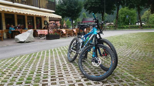 Pit stop a Hotel Sport ledro
