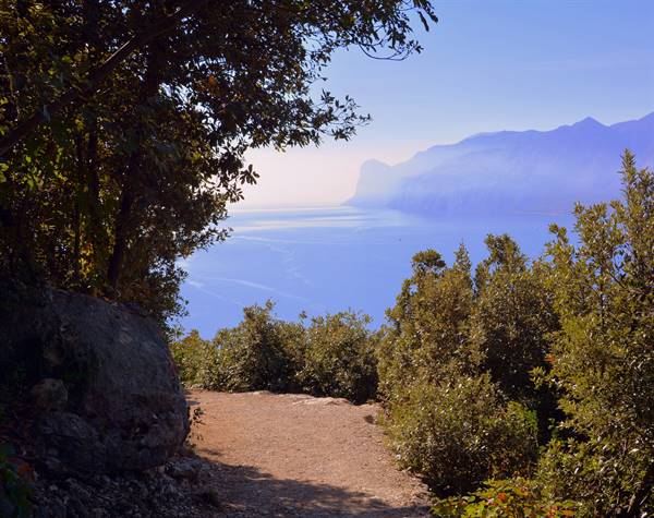 Busatte-Tempesta, overlooking the Garda!