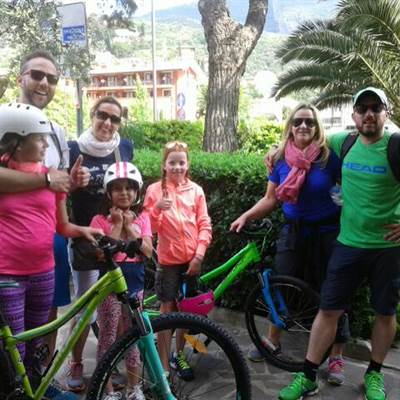 familien touren fahhrad verleih gardasee torbole bike wear rent a bike