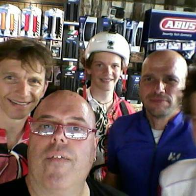 freunde aus stuttgard fahrradverleih bike shop gardasee