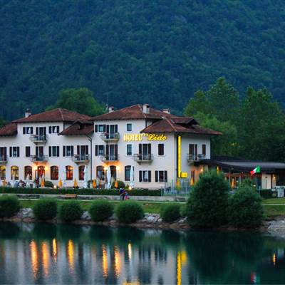 Gallery - Varie | Hotel Lido Ledro | ...riflessi...