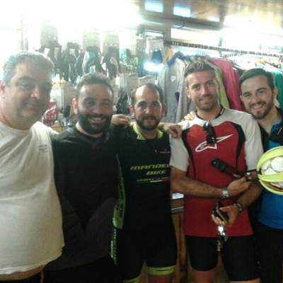 bike tour REGGIO EMILIA gruppo fantastico mandelli bike