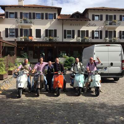 Gallery - Estate | Hotel Lido Ledro | super vespa!