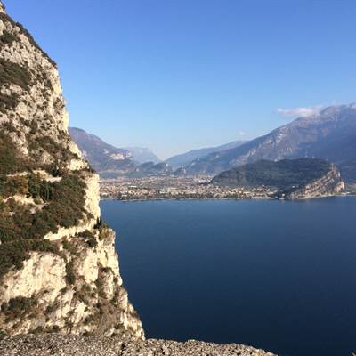 lago di garda torbole punta  larici rent a bike