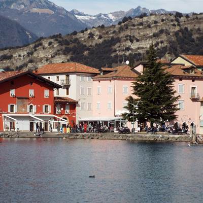 torbole lake garda rent a bike  wear vaude abus centurion thule gardasee