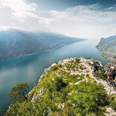 punta larici bike tour  lago di garda noleggio biciclette torbole