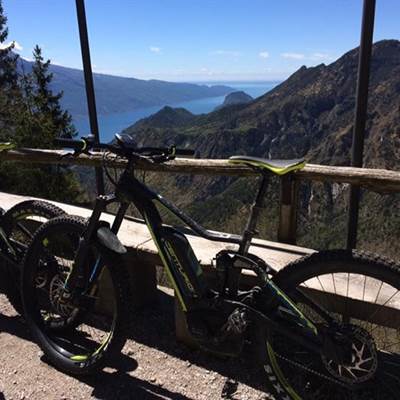 centurion bikes am gardasee  bike touren   gardasee fahrradverleih rent a bike