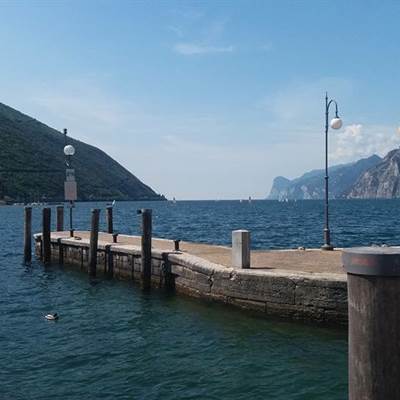 mandelli bike  rent a bike lake garda fahrradverleih gardasee noleggio e-bike