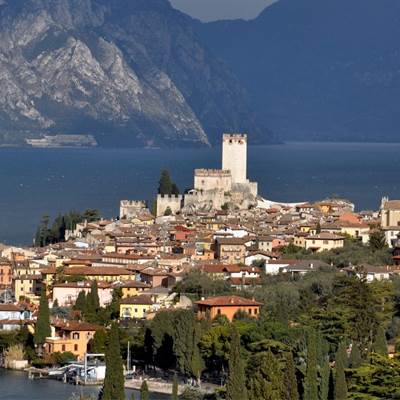 malcesine torbole bike shop lake garda abus bike touren e-bike rent a bike