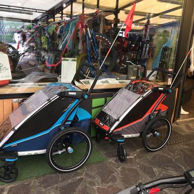 thule chariot - fahrradverleih gardasee - BIKE rent - BIKE shop - centurion bikes- MTB Tours