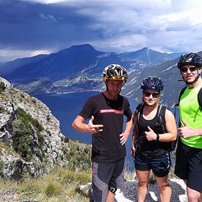 punta larici rent a bike lake garda torbole tentino