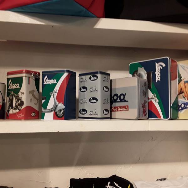 vespa shop