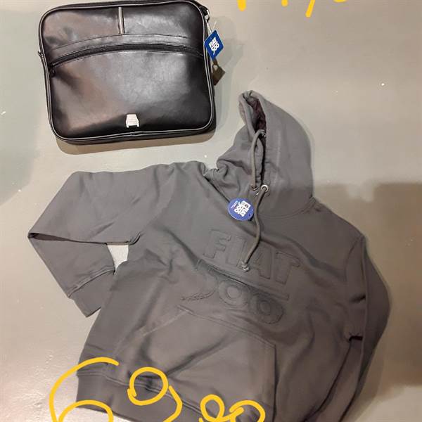 felpa e BORSA Messenger originali fiat 500..news!!!!!