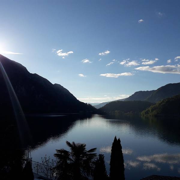 #lagodiledro #vallediledro #cameadina#..questa mattina era così..#wow ..