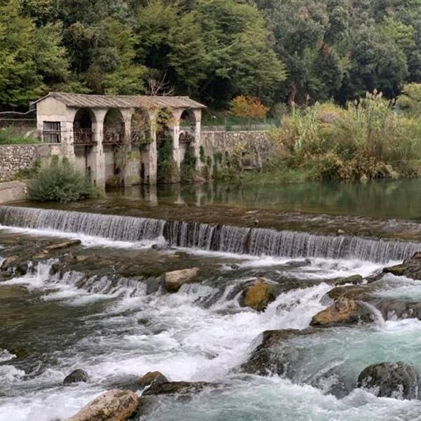 Il fiume Sarca  che passando per Arco sfocia nel Garda