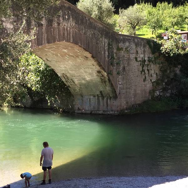 In giro fino al Ponte Romano