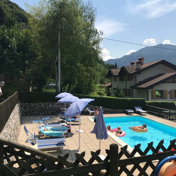 Gallery | Ledro Service Tour | piscina