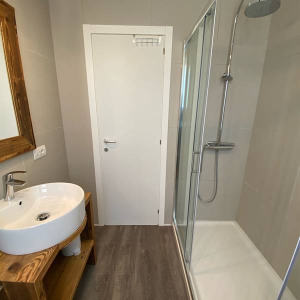 Gallery | Ledro Service Tour | bagno