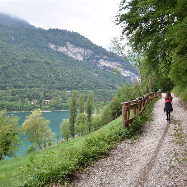 Lago di Tenno