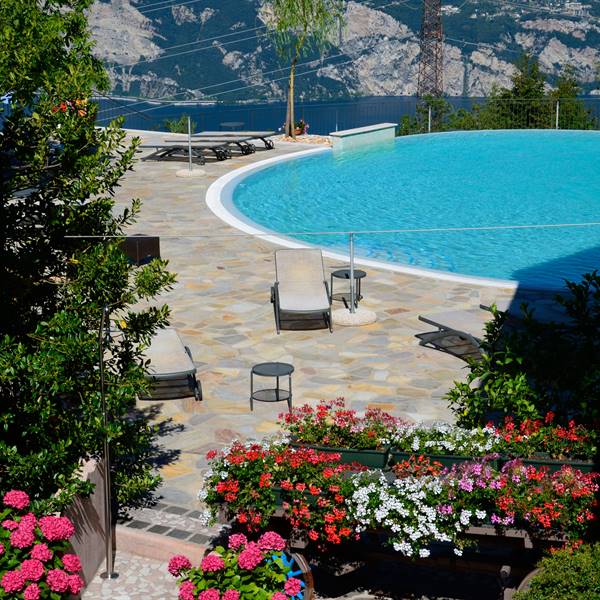 Piscina Locanda Monte Baldo