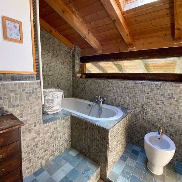 Gallery | Ledro Service Tour | bagno