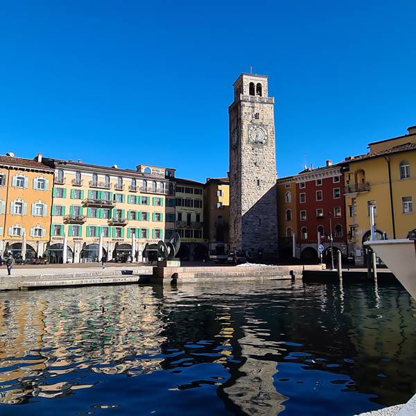 Piazza 3 Novembre - Torre Apponale - Rivappartamenti