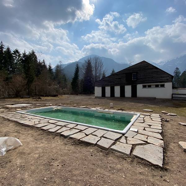 Gallery | Ledro Service Tour | villa Nini | piscina work in progress