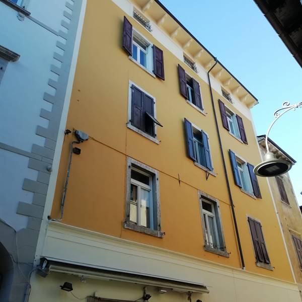 Edificio via Segantini - Arco