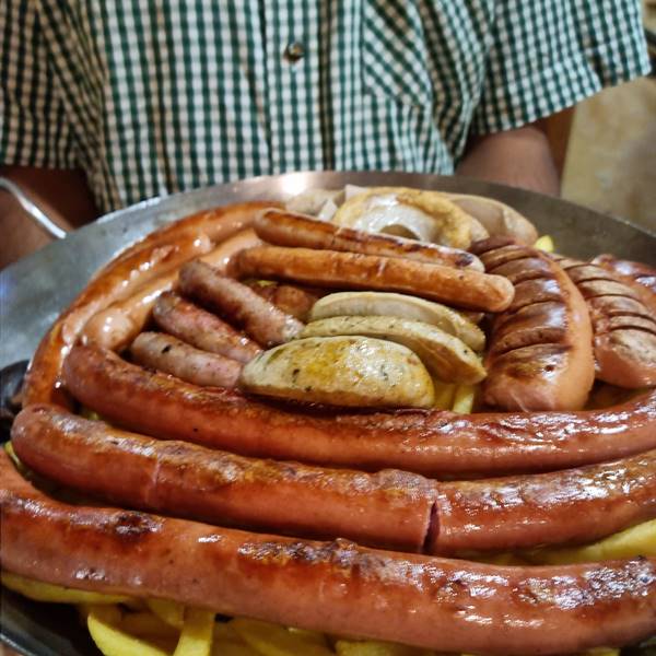 Gran piatto di wurstel - ristorante Kapuziner - Riva del Garda