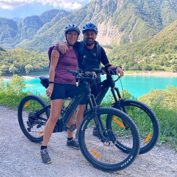 Ilenia al Lago di tenno Noleggio bike al lago di garda