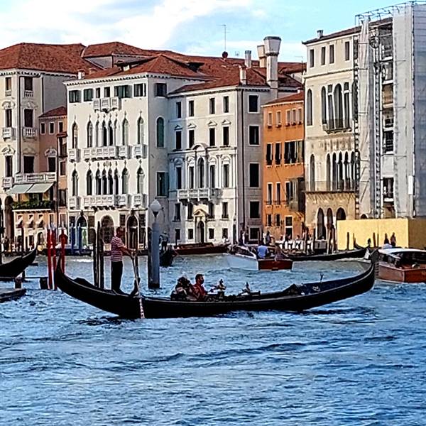 Venedig...   buchen Sie Ihre Ausflug  mit Bus und Reiseleitung direckt  an der Reception