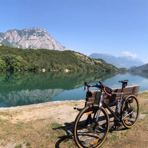 noleggia la tua bicicletta al lago di garda