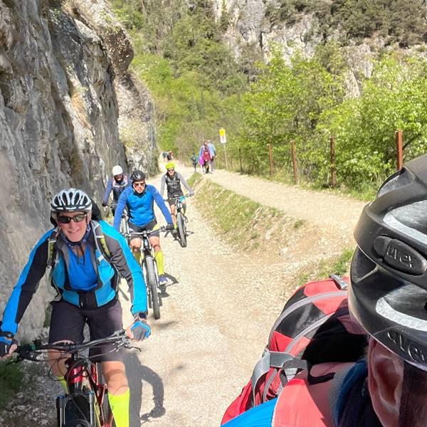 noleggia la tua bici sul lago di garda