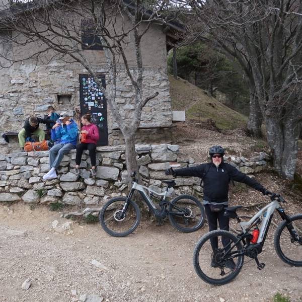 noleggia la tua bici sul lago di garda