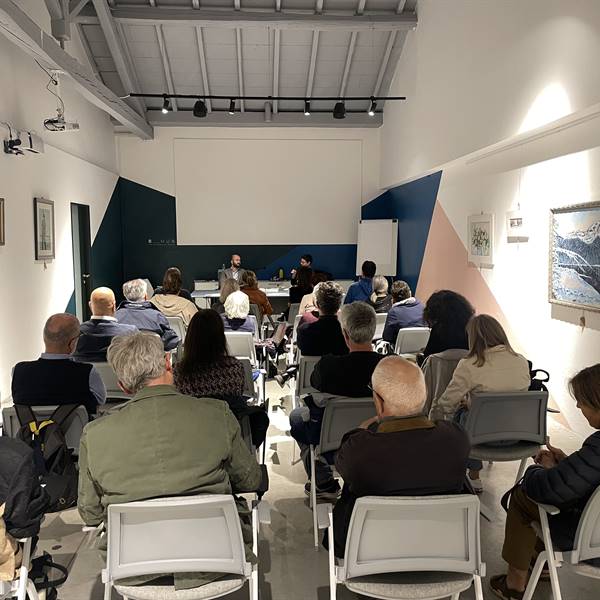 Incontro col direttore del MAG -
