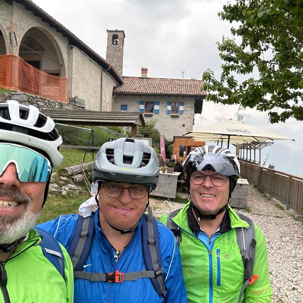 RIFUGIO SAN PIETRO Mandelli bike am gardasee