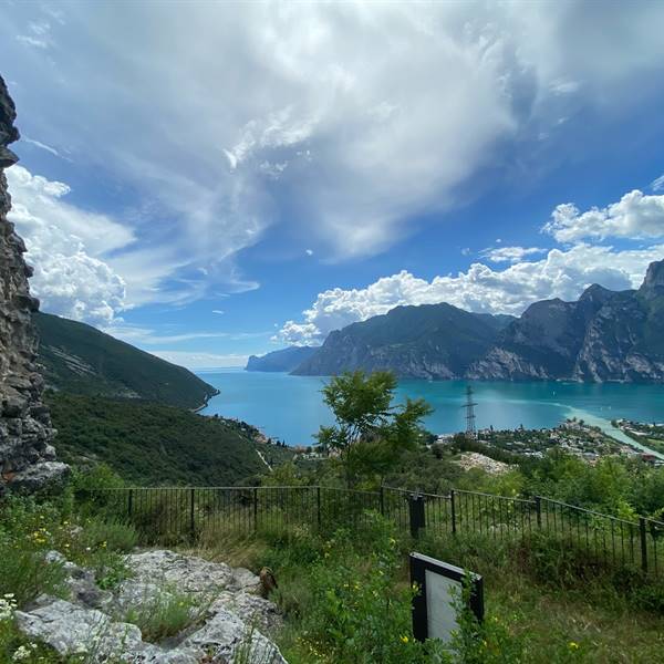 another beautiful e-bike tour to the castle of Nago