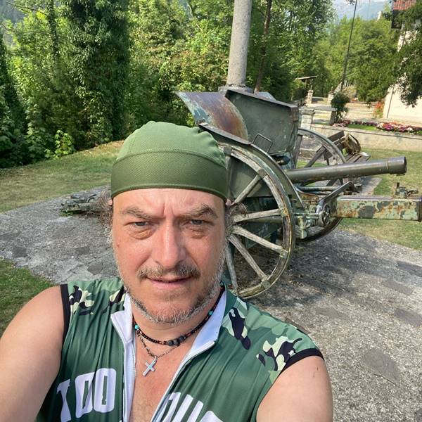 chasing history - WWI - e-bike tour
