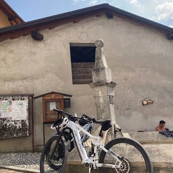 noleggio e-bike torbole sul garda