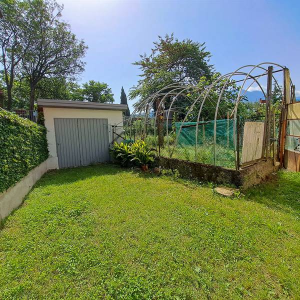 RIVA DEL GARDA - QUADRILOCALE CON GIARDINO