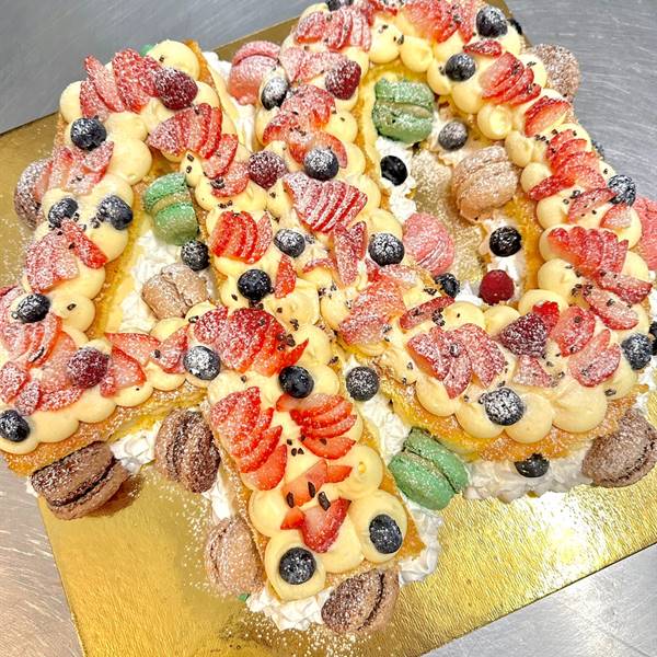 pan di Spagna e macaron