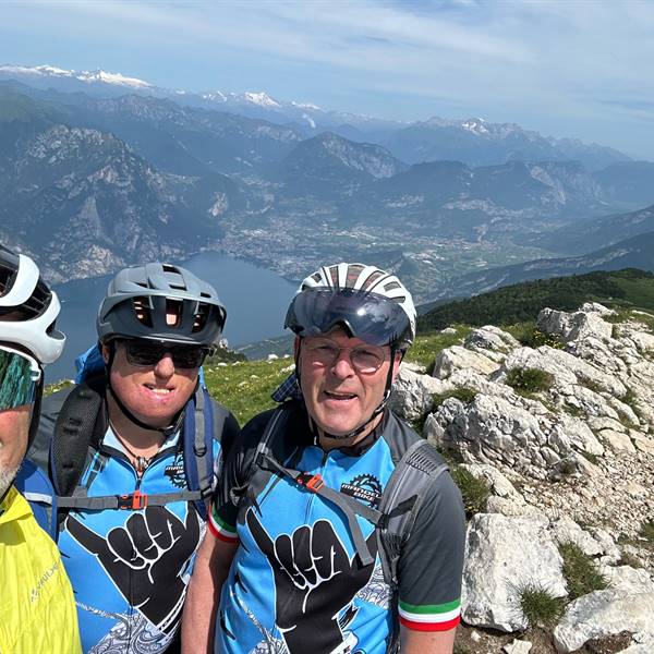 noleggia la tua bicicletta sul lago di garda