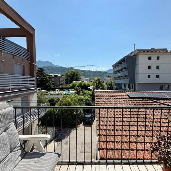 RIVA - TRILOCALE IN FASCIA LAGO