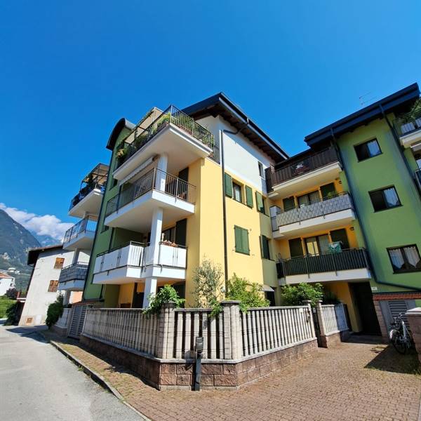 RIVA - ATTICO CON TERRAZZO PANORAMICO