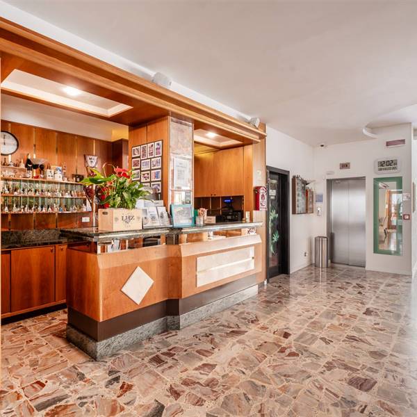 Hotel Angelini Torbole