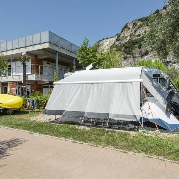 camping