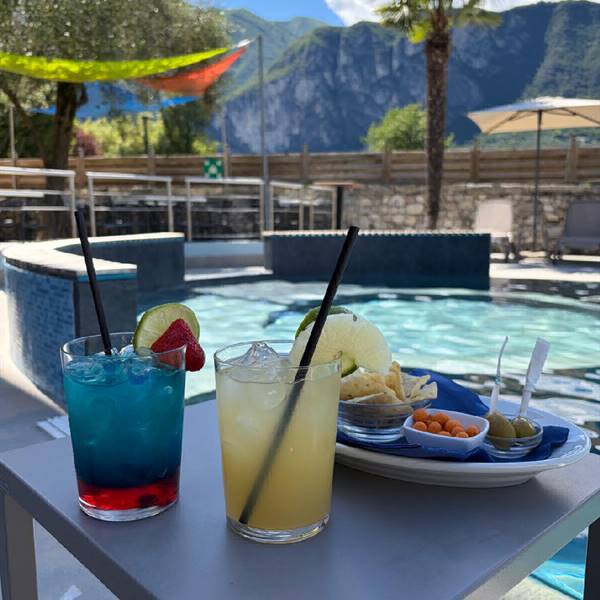 piscina hotel rudy #lagodigarda