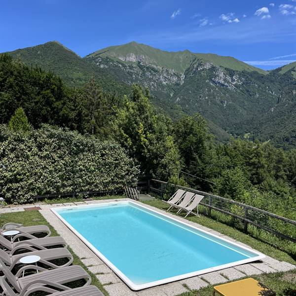 Gallery | Ledro Service Tour | Piscina